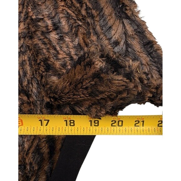 BCBG Max Azria Tulum Faux Fur Zip Back Top Camel Brown Y2K Mob Wife Holiday M - Picture 9 of 16